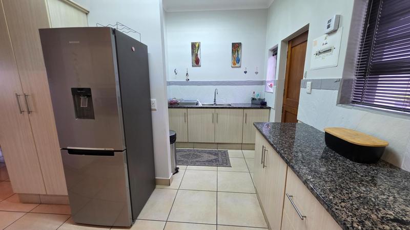 3 Bedroom Property for Sale in Reebok Western Cape